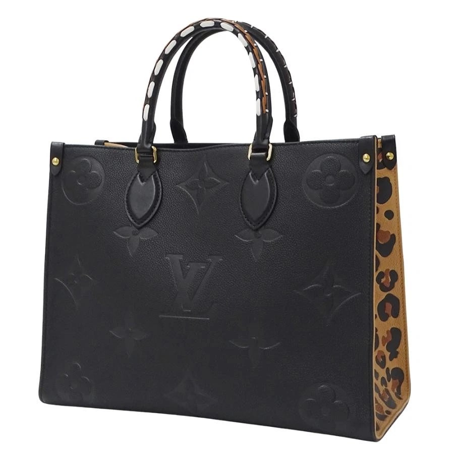 LOUIS VUITTON MONOGRAM EMPREINTE ONTHEGO MM WILD AT HEART: Louis Vuitton Monogram Empreinte Onthego MM Wild at Heart Brand: Louis Vuitton Type: Handbag Material: Monogram Empreinte Color: Noir Size: W: 34.5cm / H: 26cm / D: 15cm / Handle: 35cm /