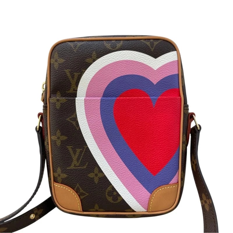 LOUIS VUITTON PANAME SET MONOGRAM GAME ON SHOULDER BAG: LOUIS VUITTON Paname Set Monogram Game On Shoulder Bag Brand: LOUIS VUITTON Type: Handbag Material: Monogram Game On Color: none Size: W: 14.5cm / H: 18.5cm / D: 4cm / Shoulder: 105-120cm 