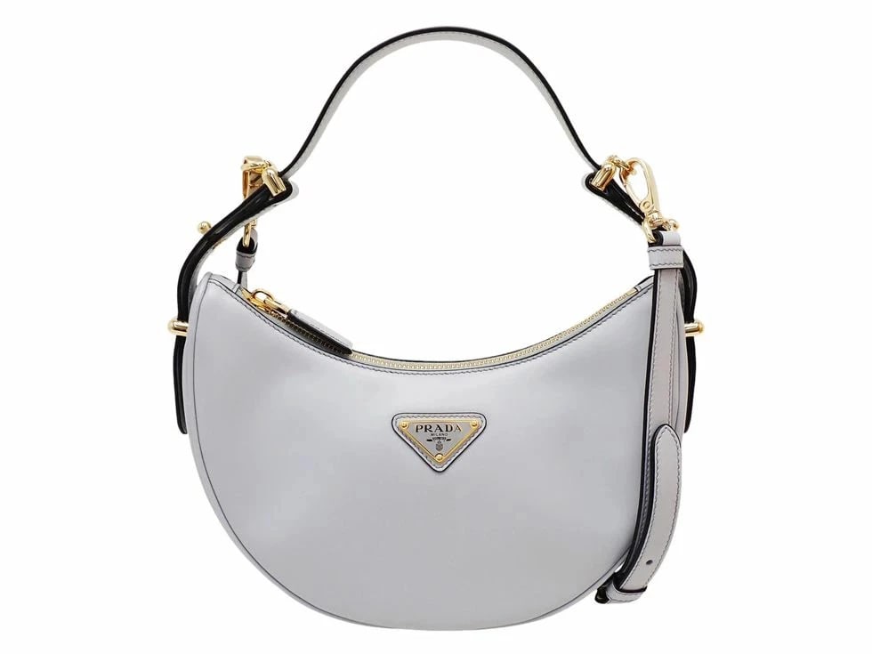 PRADA PERLA ARCHE SMALL SHOULDER BAG: Prada PERLA Arche Small Shoulder Bag Brand: Prada Type: Handbag Material: PERLA Arke Small Leather Bag Color: none Size: W 23 × H 18 × G 6cm / Strap: Total length 94cm Accessories: None Ac