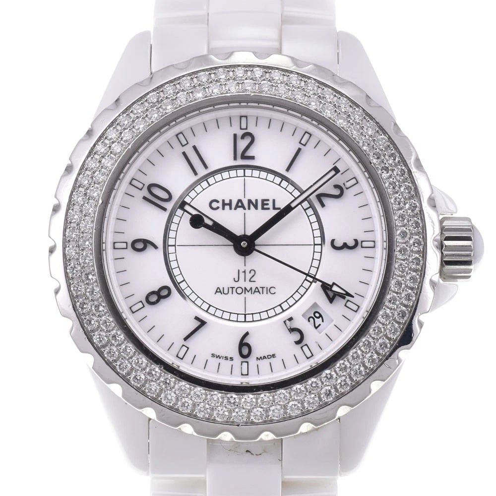 CHANEL J12 DIAMOND WHITE WATCH: CHANEL J12 Diamond white Watch Brand: CHANEL Type: Wristwatch Material: Band Material ceramic, Case Material ceramic Color: Dial Color white Size: Case size About 39mm (1.5inch) (not including the