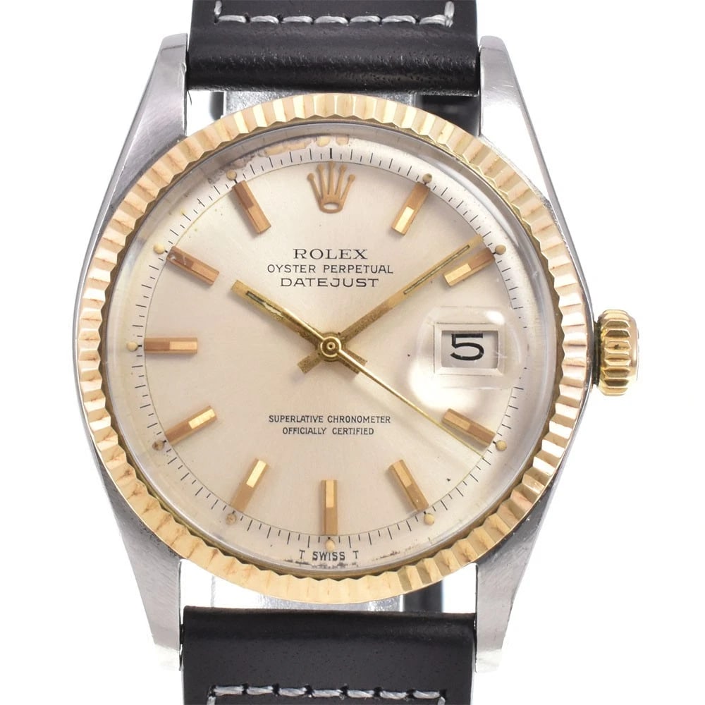 ROLEX DATEJUST SILVER WATCH: ROLEX DATEJUST Silver Watch Brand: ROLEX Type: Wristwatch Material: Band Material leather, Case Material Stainless Steel Color: Dial Color silver Size: Case size About 36mm (1.4inch) (not includin