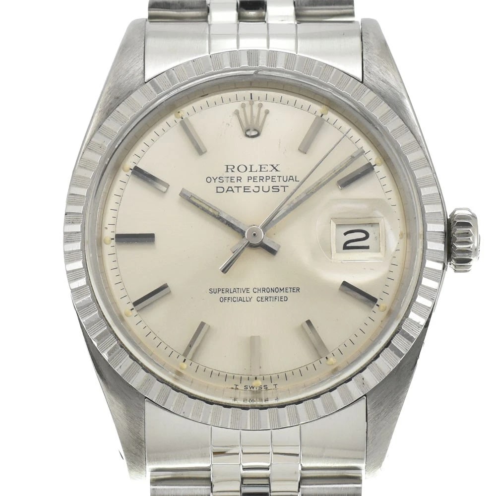 ROLEX OYSTER STAINLESS STEEL WATCH: ROLEX Oyster Stainless Steel WATCH Brand: ROLEX Type: Wristwatch Material: Band Material Stainless Steel, Case Material Stainless Steel Color: Dial Color silver Size: Case size About 36mm