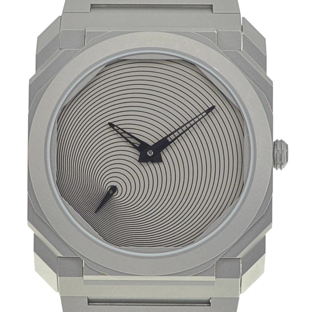 BVLGARI TITANIUM WATCH: BVLGARI titanium WATCH Brand: BVLGARI Type: Wristwatch Material: Band Material titanium, Case Material titanium Color: Dial Color gray Size: Case size About 40mm (1.6inch) (not including the crown