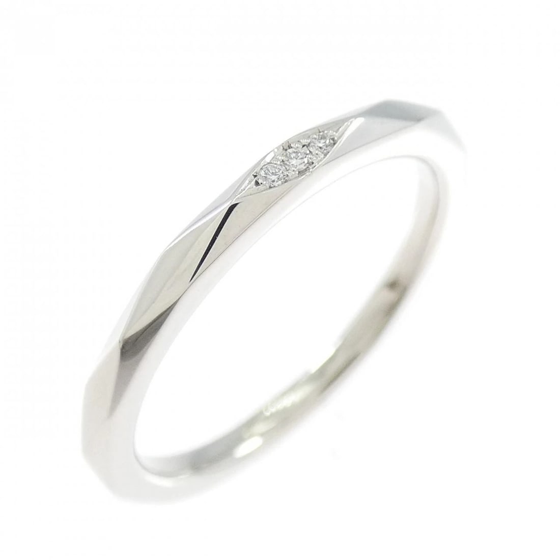 PT950 DIAMOND RING: PT950 Diamond Ring Brand: Unbranded Type: Diamond ring Material: Platinum950, Main Stone/Creation Natural Color: Silver Size: US 5 3/4 Accessories: None Accessories Notice: When purchasing