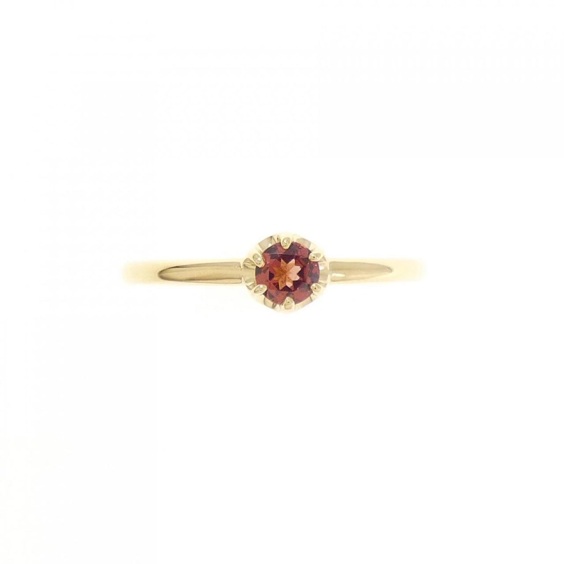 4°C GARNET RING: Garnet Ring Brand: 4? Type: 4°C Ring Material: K18 yellow gold, Main Stone/Creation Garnet Color: Yellow Gold Size: US 5 1/4 Accessories: None Accessories Notice: When purchasing pre-owned