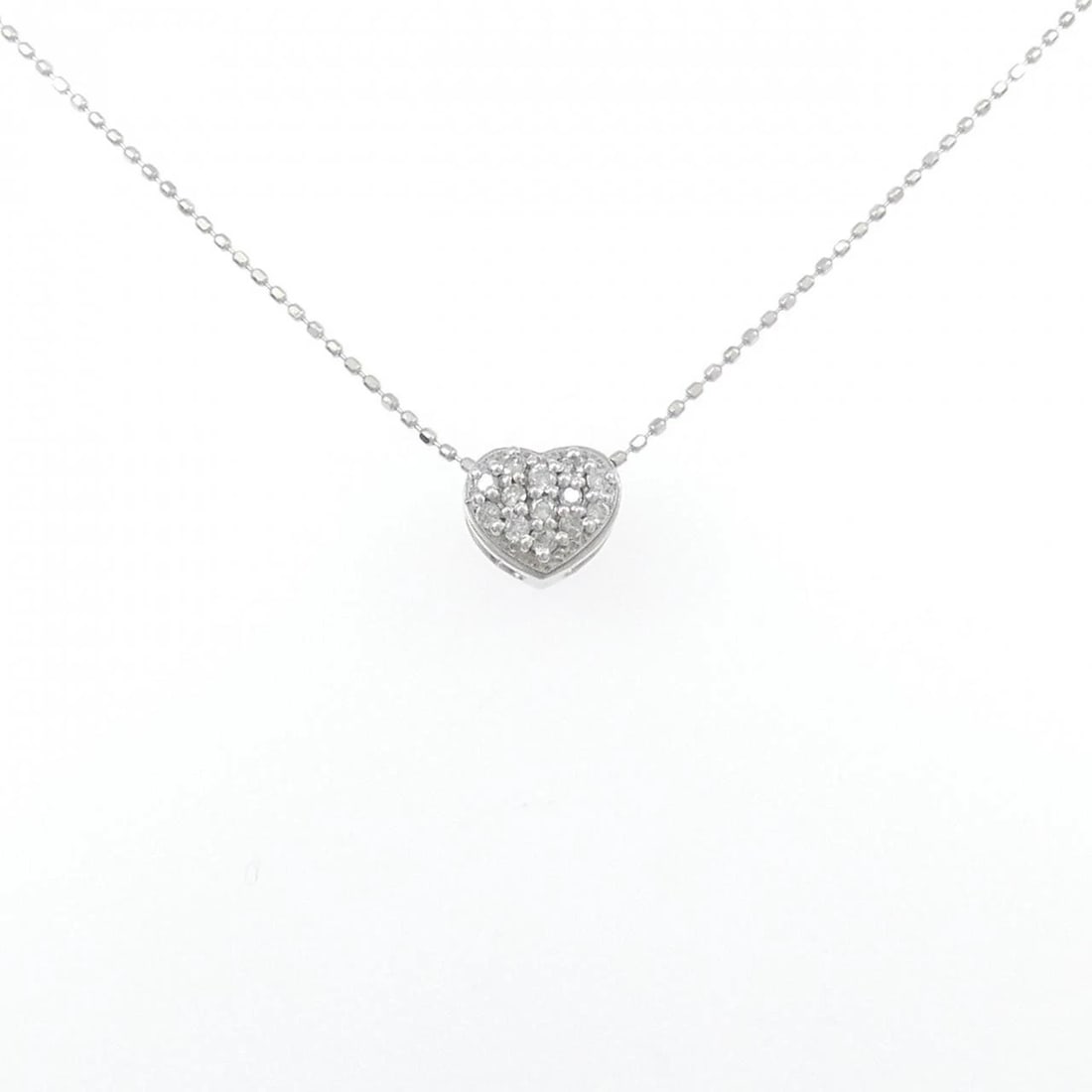 K18WG HEART PAVE DIAMOND NECKLACE: K18WG Heart Pave Diamond Necklace Brand: Unbranded Type: Diamond Necklace Material: K18 white gold, Main Stone/Creation Natural Color: white gold Size: Actual Size Pendant length approx. x