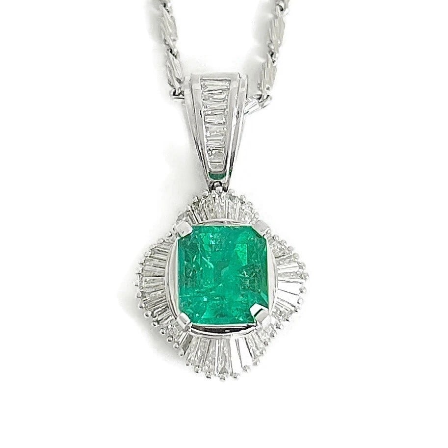 GREEN EMERALD BAGUETTE DIAMOND HALO GEMSTONE PENDANT NECKLACE: Green Emerald Baguette Diamond Halo Gemstone Pendant Necklace Brand: Unbranded Type: Necklace Material: platinum 14K white gold, Main Stone/Creation Natural Color: Green Size: Length: 16 inches Pe