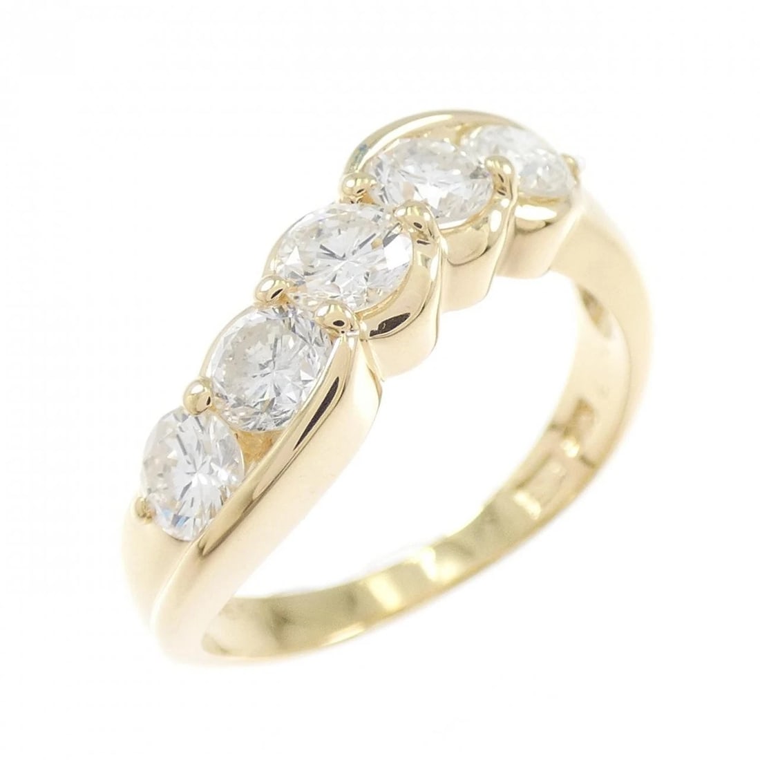 K18YG DIAMOND RING: K18YG Diamond Ring Brand: Unbranded Type: Diamond Ring Material: K18YG, Color: yellow Size: US 5 3/4 Accessories: None Accessories Notice: When purchasing pre-owned goods, please refer to