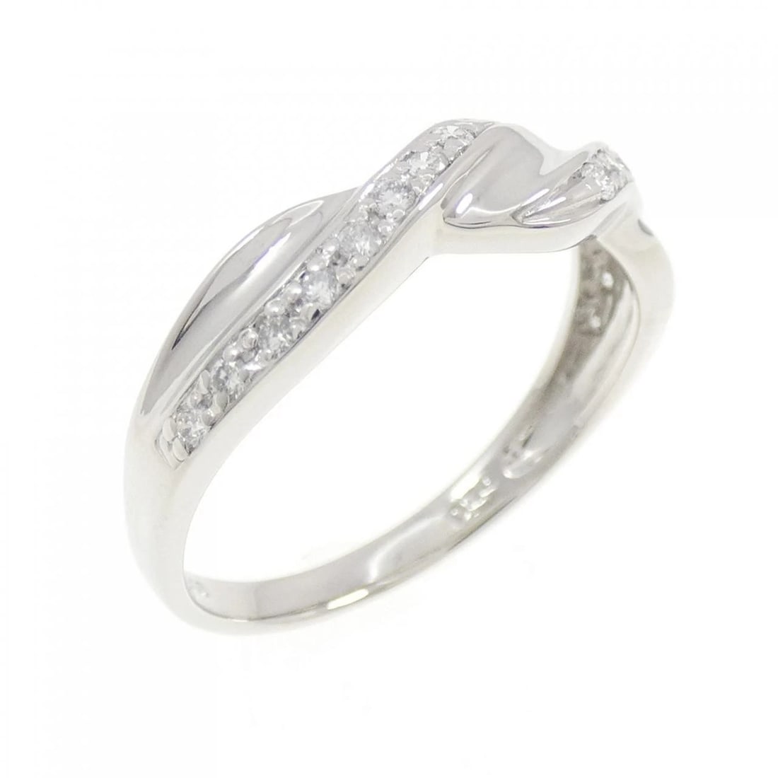 PT900 DIAMOND RING: PT900 Diamond Ring Brand: Unbranded Type: Diamond Ring Material: PT900, Color: platinum Size: US 6 1/4 Accessories: None Accessories Notice: When purchasing pre-owned goods, please refer t