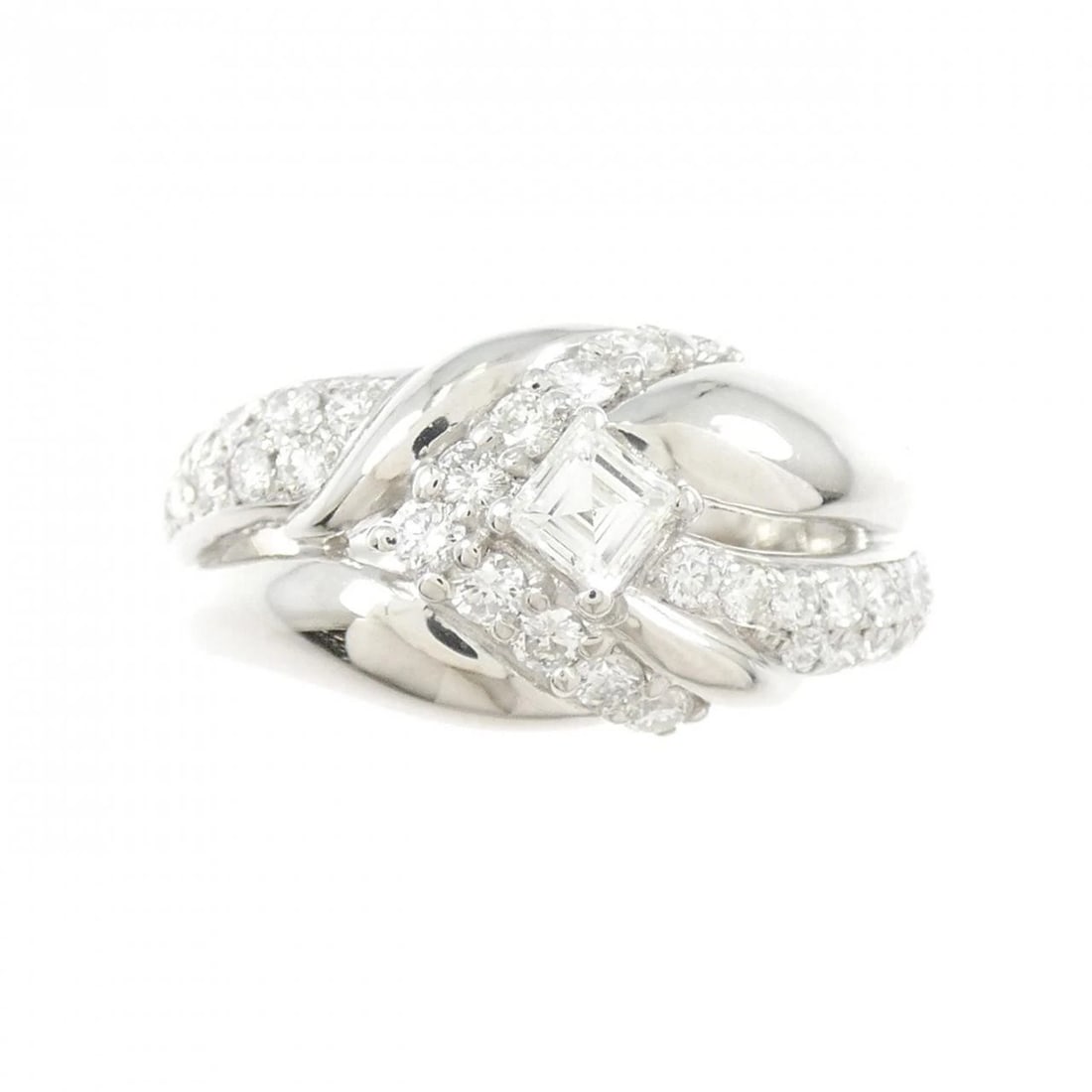 PT900 DIAMOND RING - 2