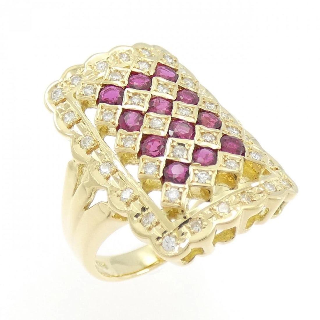 K18YG RUBY RING: K18YG Ruby Ring Brand: Unbranded Type: Ruby Ring Material: K18YG, Main Stone/Creation Ruby Color: yellow Size: US 6 1/4 Accessories: None Accessories Notice: When purchasing pre-owned good