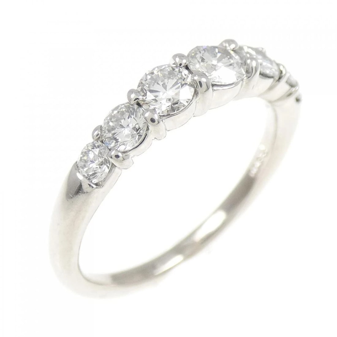 PT900 DIAMOND RING: PT900 Diamond Ring Brand: Unbranded Type: Diamond ring Material: PT900, Color: platinum Size: US 5 3/4 Accessories: None Accessories Notice: When purchasing pre-owned goods, please refer t