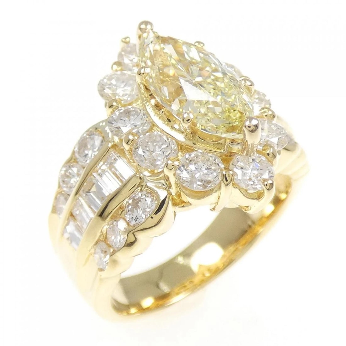 K18YG DIAMOND RING: K18YG Diamond Ring Brand: Unbranded Type: Diamond ring Material: K18YG, Color: yellow Size: US 5 3/4 Accessories: None Accessories Notice: When purchasing pre-owned goods, please refer to