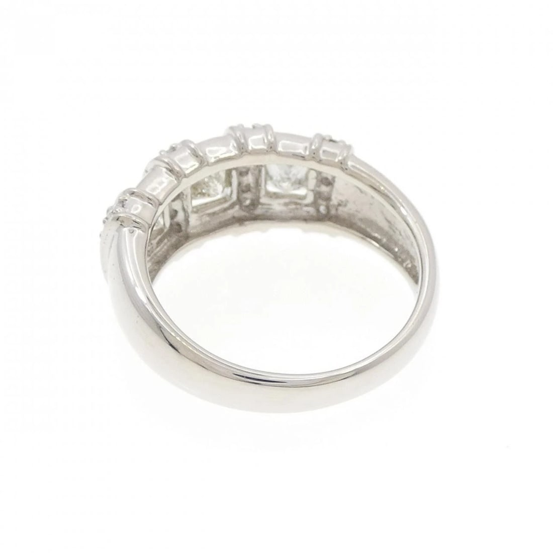 PT900 DIAMOND RING - 2