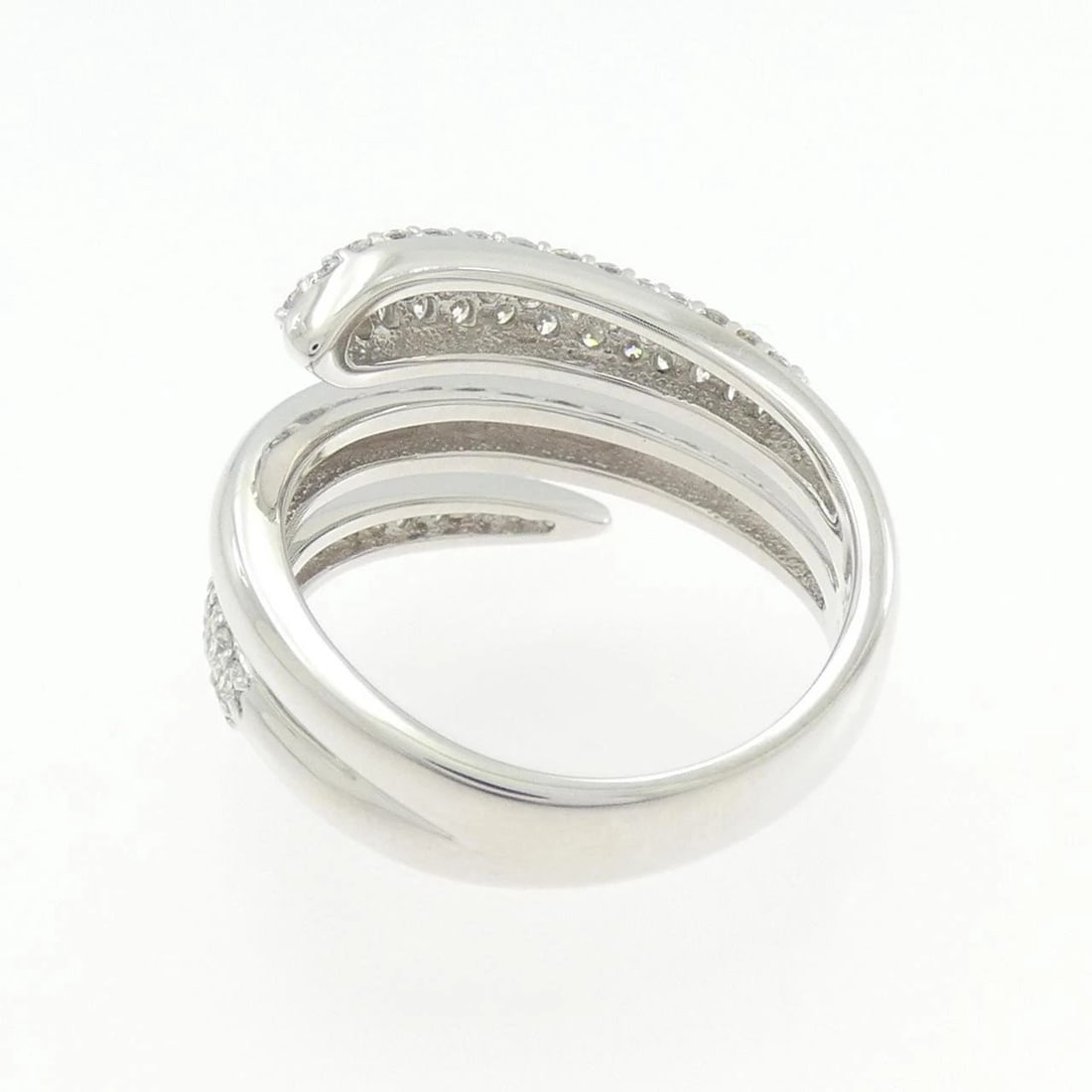 K18WG DIAMOND RING - 3
