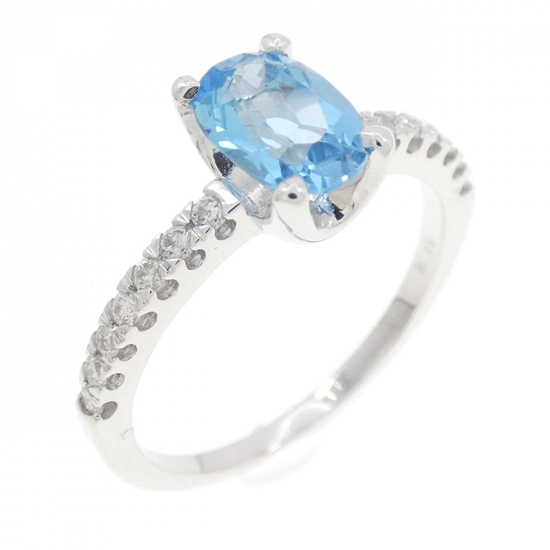 K18WG BLUE TOPAZ RING: K18WG Blue Topaz Ring Brand: Unbranded Type: Blue Topaz ring Material: K18 white gold, Main Stone/Creation Blue Topaz Color: white gold Size: US 5.5 Accessories: None Accessories Notice: When