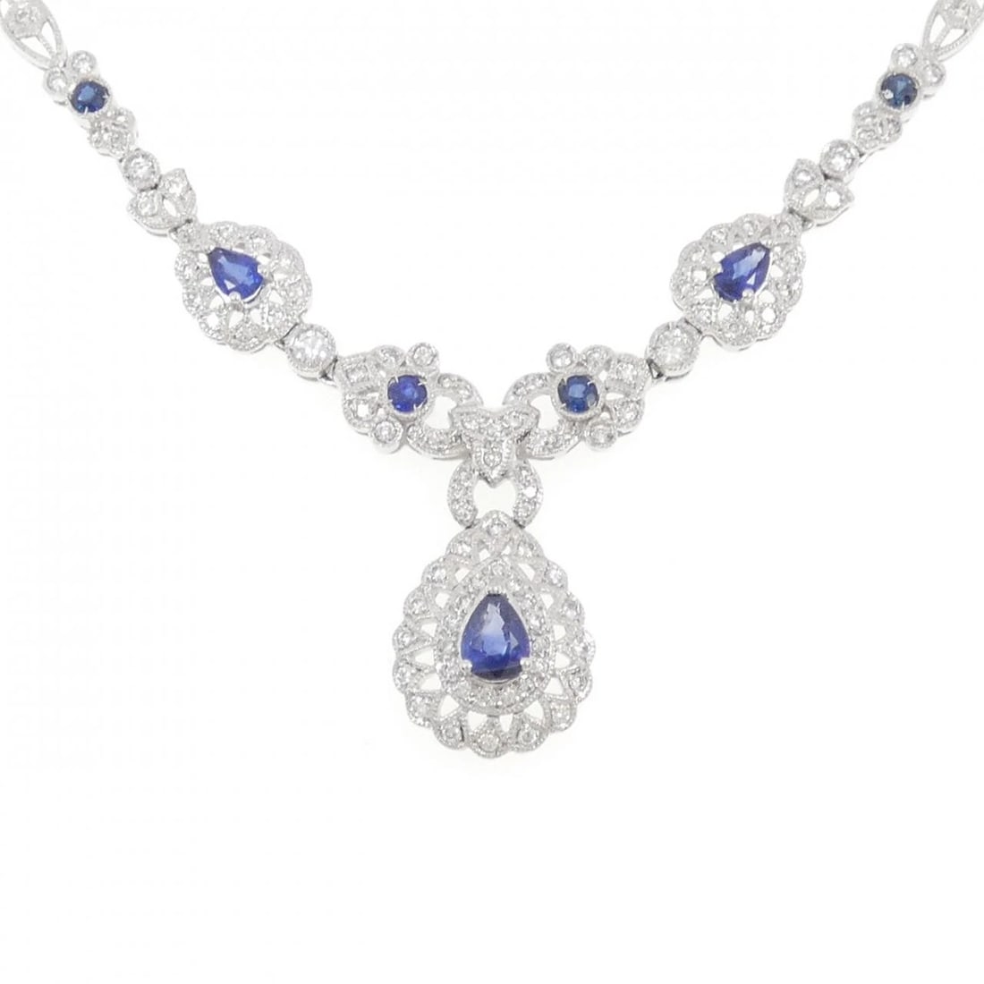 PT900 SAPPHIRE NECKLACE: PT900 Sapphire Necklace Brand: Unbranded Type: Sapphire Necklace Material: Platinum900, Main Stone/Creation Sapphire Color: NONE Size: 40cm Actual Size Pendant length approx. x width approx.: