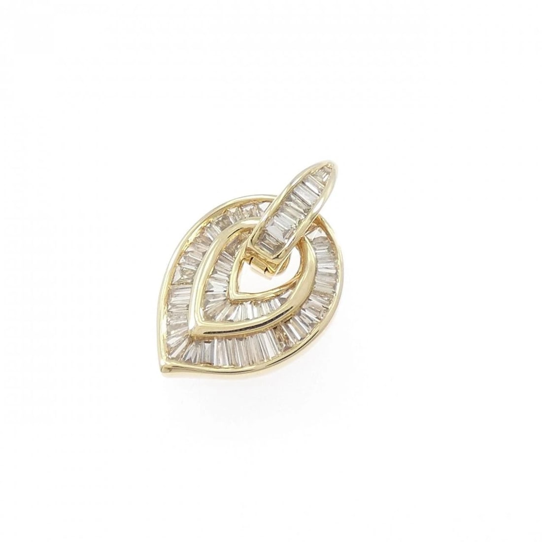 K18YG DIAMOND PENDANT: K18YG Diamond Pendant Brand: Unbranded Type: Diamond Pendant/Brooch Material: K18 yellow gold, Color: yellow gold Size: Actual Size Approximate dimensions: 20.8mm (height) x 11.9mm (width) 