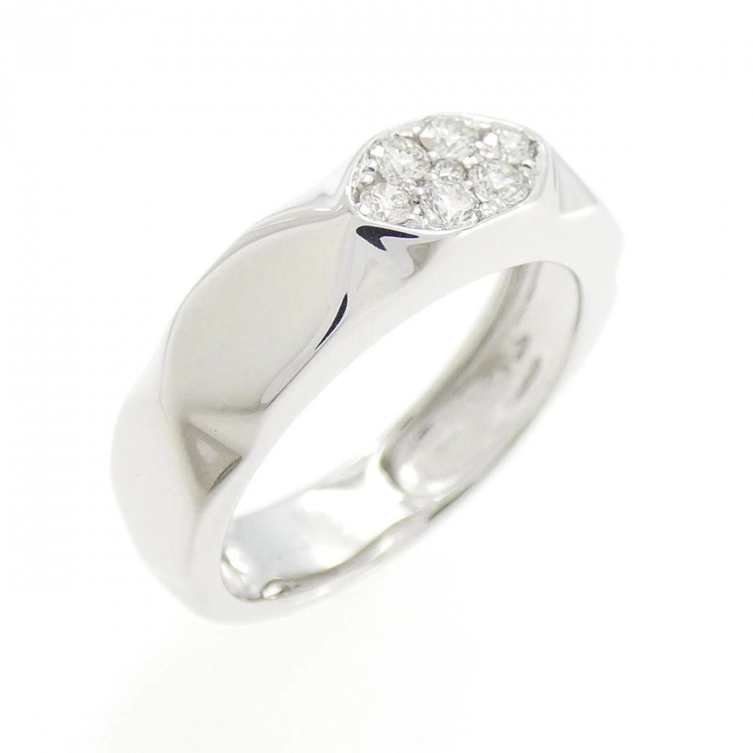 K18WG DIAMOND RING: K18WG Diamond Ring Brand: Unbranded Type: Diamond Ring Material: K18 white gold, Color: white gold Size: US 6 Accessories: None Accessories Notice: When purchasing pre-owned goods, please