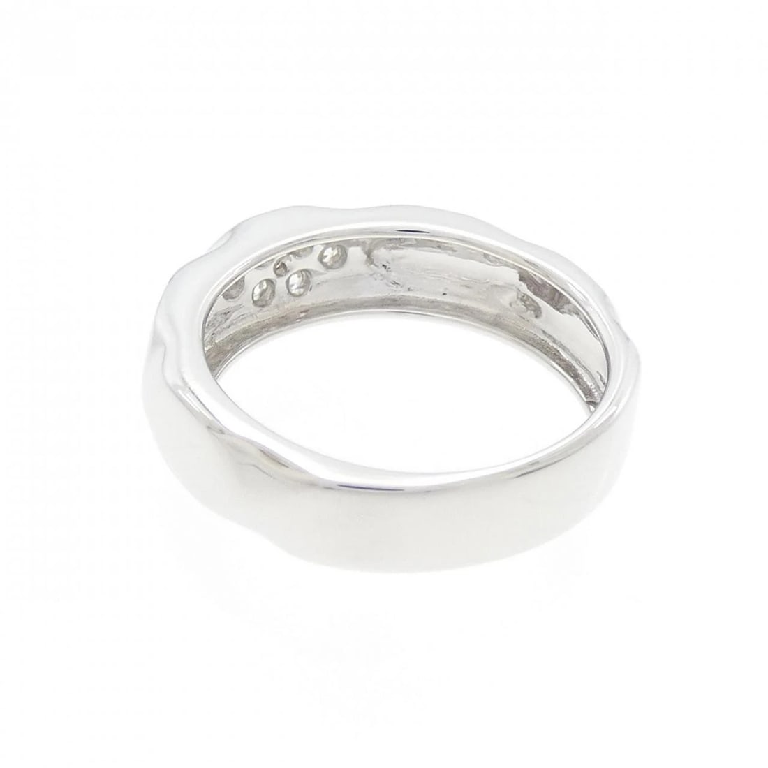 K18WG DIAMOND RING - 3