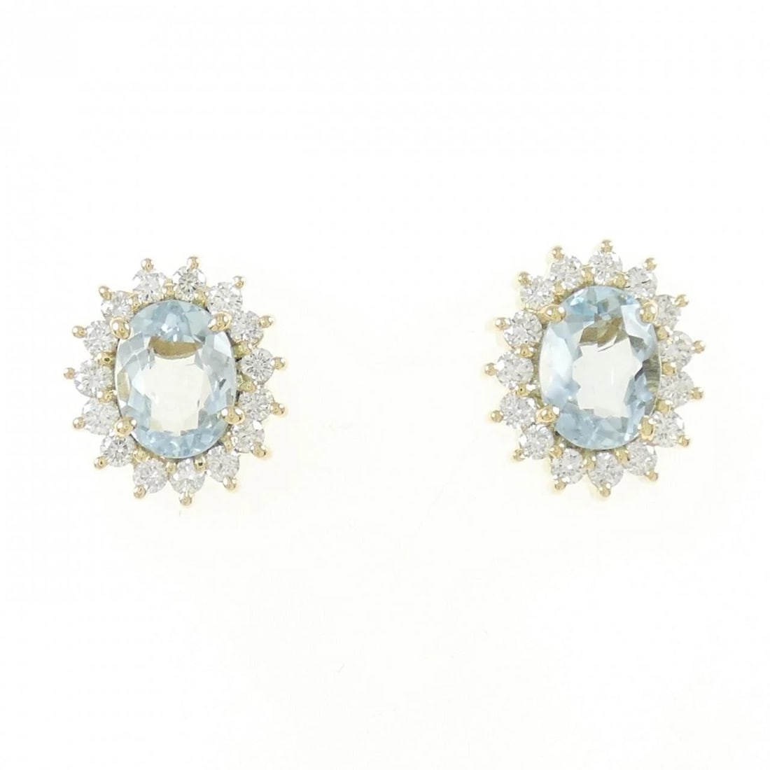 K18YG AQUAMARINE PIERCE: K18YG Aquamarine Pierce Brand: Unbranded Type: Aquamarine Pierce/Earring Material: K18 yellow gold, Color: yellow gold Size: Actual Size Approx. height x width: 13.4mm x 11.5mm Accessories: