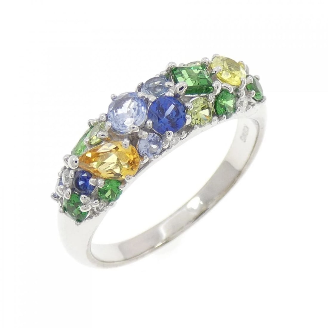 K18WG COLOR STONE RING: K18WG color stone ring Brand: Unbranded Type: Sapphire Ring Material: K18 white gold, Color: white gold Size: US 10.25 Accessories: None Accessories Notice: When purchasing pre-owned goods,