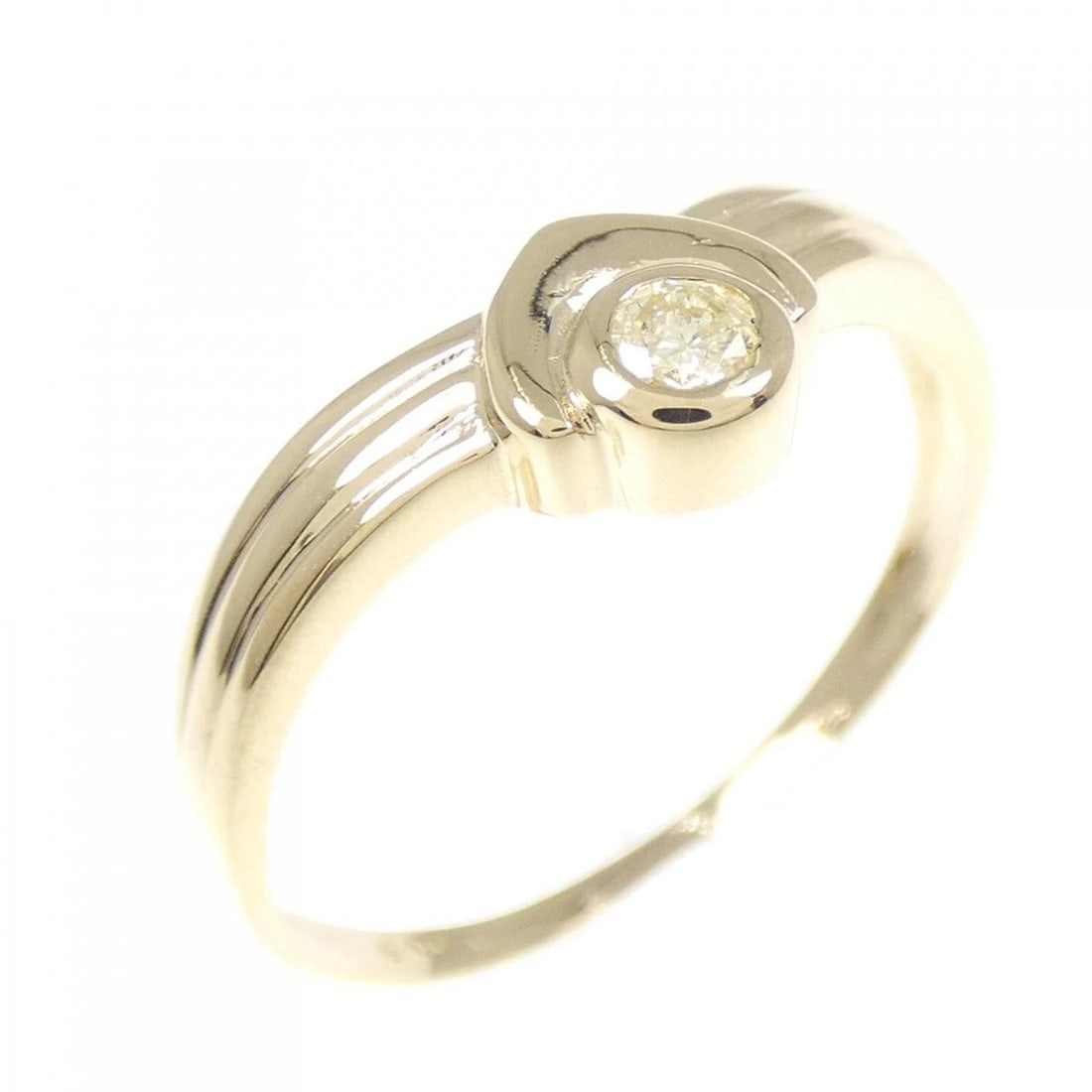 K18YG DIAMOND RING: K18YG Diamond Ring Brand: Unbranded Type: Diamond ring Material: K18 yellow gold, Color: yellow gold Size: US 8.5 Accessories: None Accessories Notice: When purchasing pre-owned goods, please