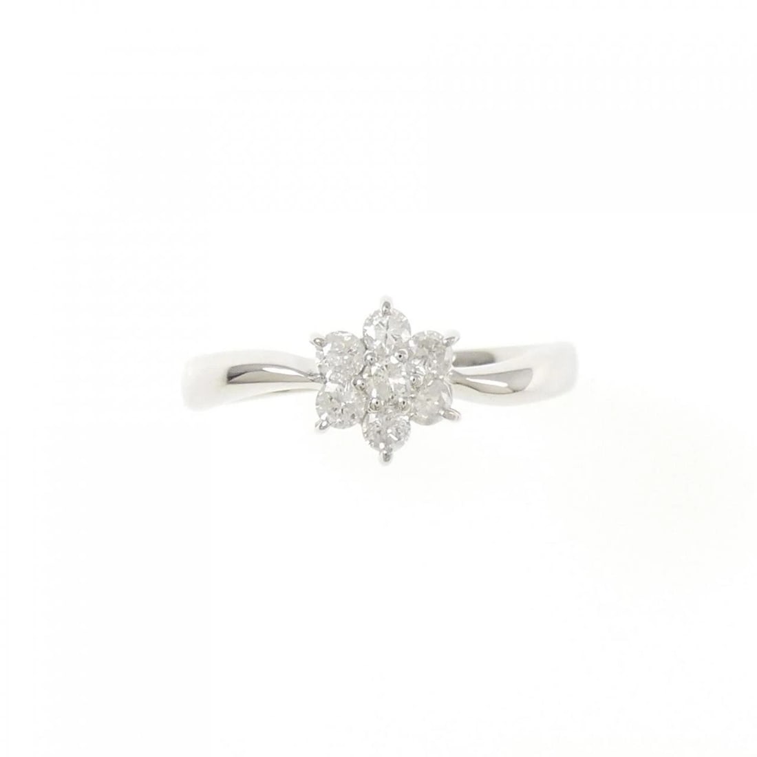 PT900 FLOWER DIAMOND RING - 2