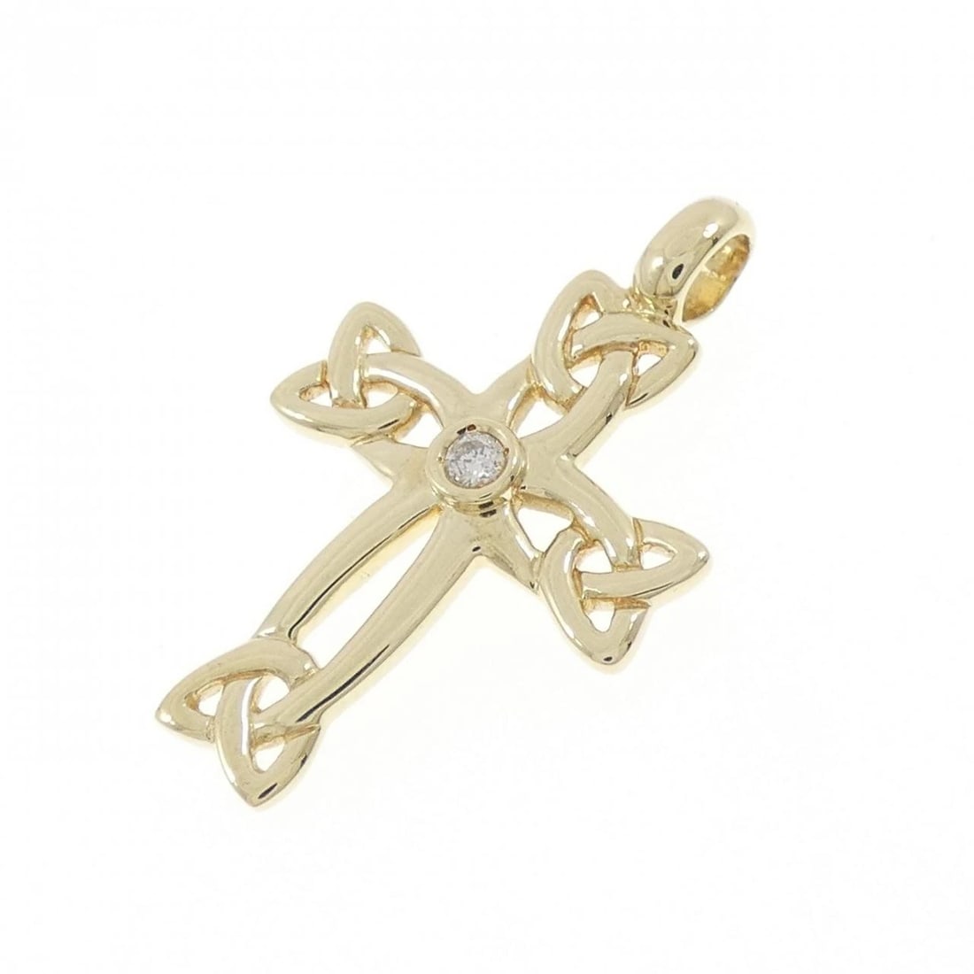 585YG CROSS DIAMOND PENDANT: 585YG Cross Diamond Pendant Brand: Unbranded Type: Diamond Pendant/Brooch Material: 585 yellow gold, Color: yellow gold Size: Actual Size Approx. length x width: 27.6mm x 17.3mm Accessories: None