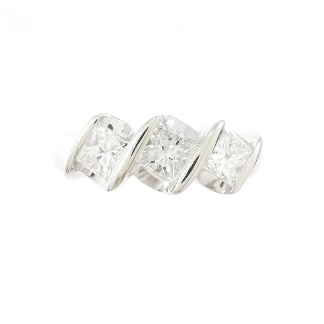 PT900 DIAMOND RING - 2