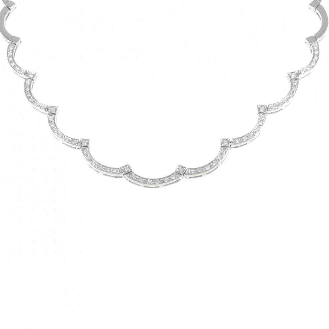 750WG DIAMOND NECKLACE: 750WG Diamond Necklace Brand: Unbranded Type: Diamond Necklace Material: 750 white gold, Color: white gold Size: 42cm,Actual Size Max width approx: 4.4mm Accessories: None Accessories Notice: