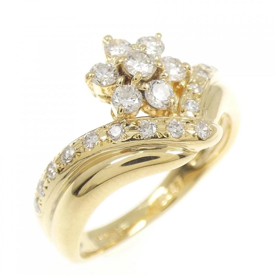 K18YG FLOWER DIAMOND RING: K18YG Flower Diamond Ring Brand: Unbranded Type: Diamond Ring Material: K18 yellow gold, Color: yellow gold Size: US 6 1/4 Accessories: None Accessories Notice: When purchasing pre-owned
