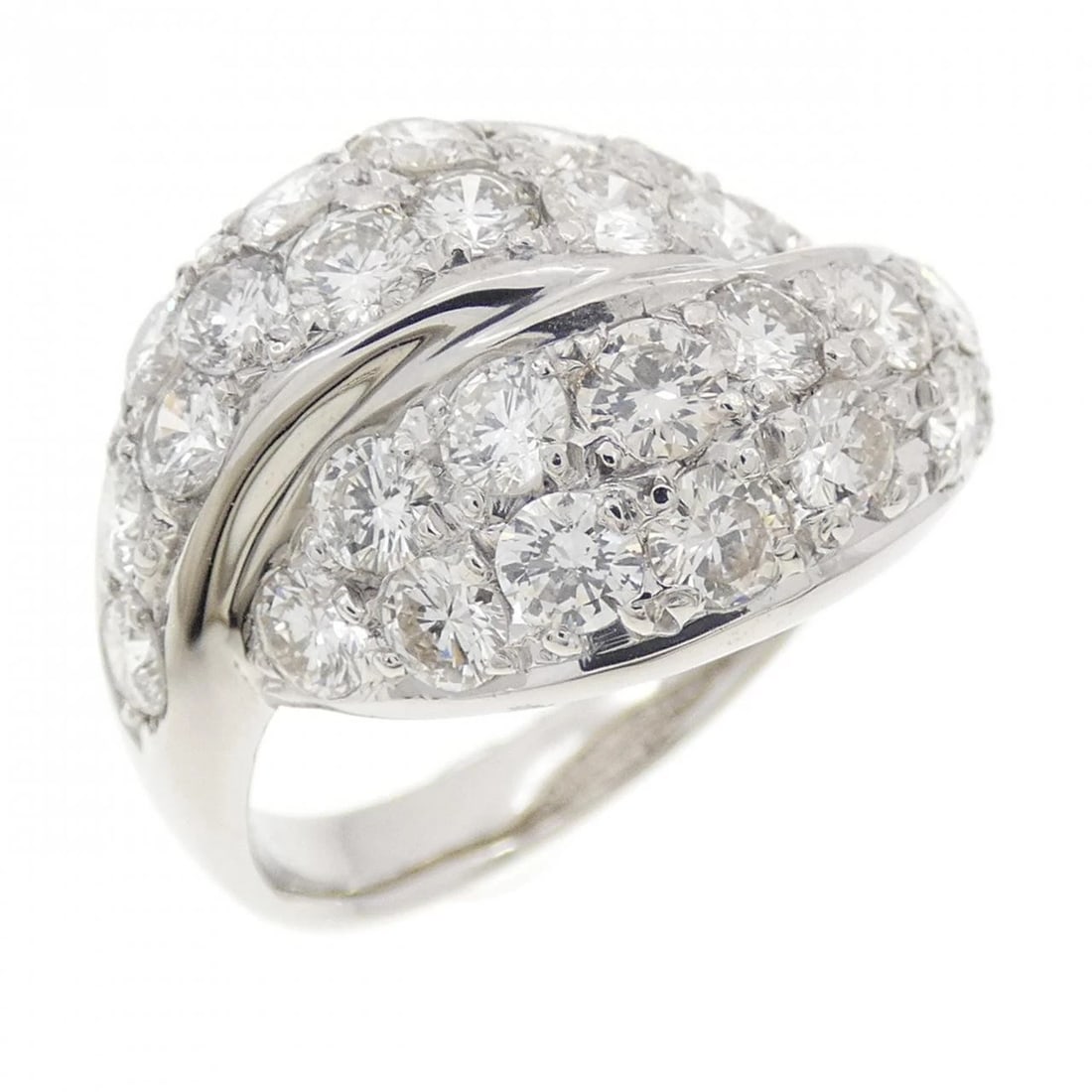 PT900 DIAMOND RING: PT900 Diamond Ring Brand: Unbranded Type: Diamond Ring Material: Platinum900, Color: Platinum Size: US 6 1/4 Accessories: None Accessories Notice: When purchasing pre-owned goods, please
