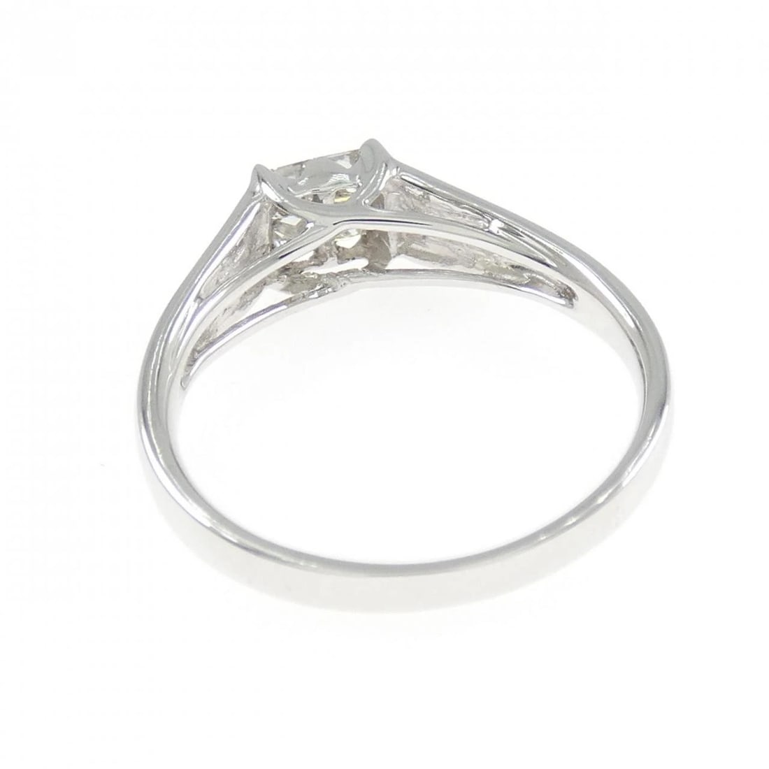 K18WG DIAMOND RING - 2