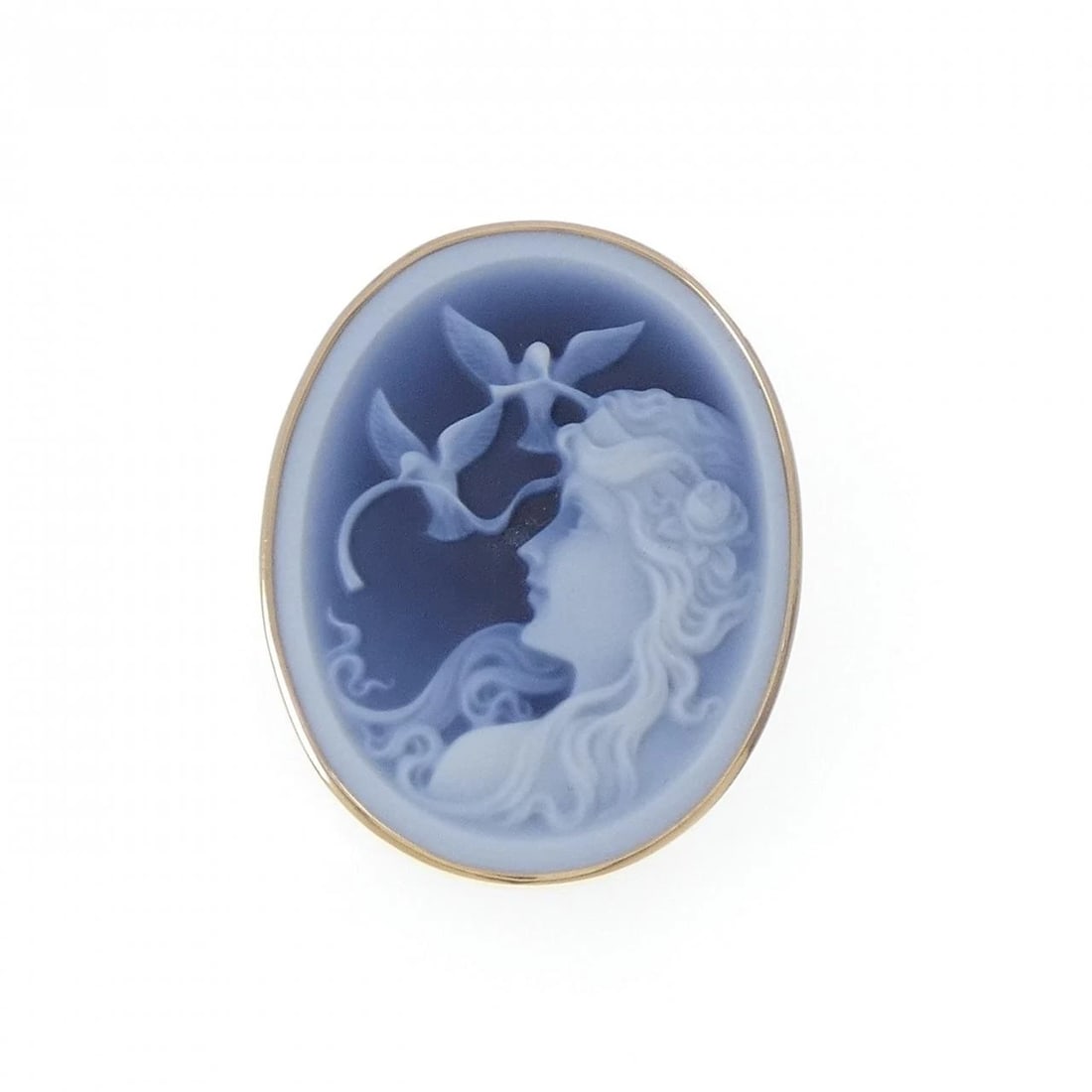 K18YG AGATE CAMEO BROOCH: K18YG Agate Cameo Brooch Brand: Unbranded Type: Agate Cameo Pendant/Brooch Material: K18 yellow gold, Color: yellow gold Size: Actual Size Approx. length x width: 45.8mm x 36.0mm Accessories: