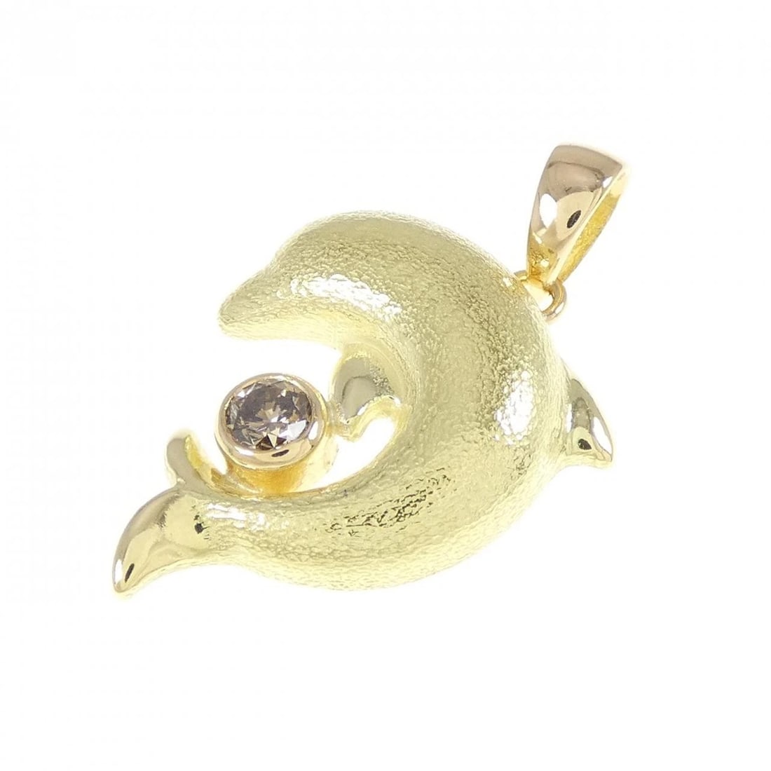 K18YG DOLPHIN DIAMOND PENDANT: K18YG Dolphin Diamond Pendant Brand: Unbranded Type: Diamond Pendant/Brooch Material: K18 yellow gold, Color: yellow gold Size: Actual Size Approx. length x width: 27.3mm x 16.9mm 