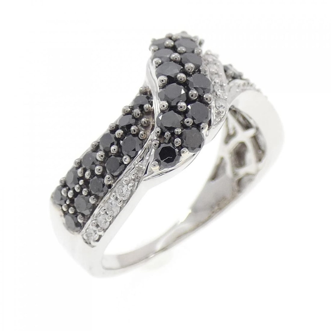 K18WG DIAMOND RING: K18WG Diamond Ring Brand: Unbranded Type: Diamond Ring Material: K18 white gold, Color: white gold Size: US 6 1/4 Accessories: None Accessories Notice: When purchasing pre-owned goods, please