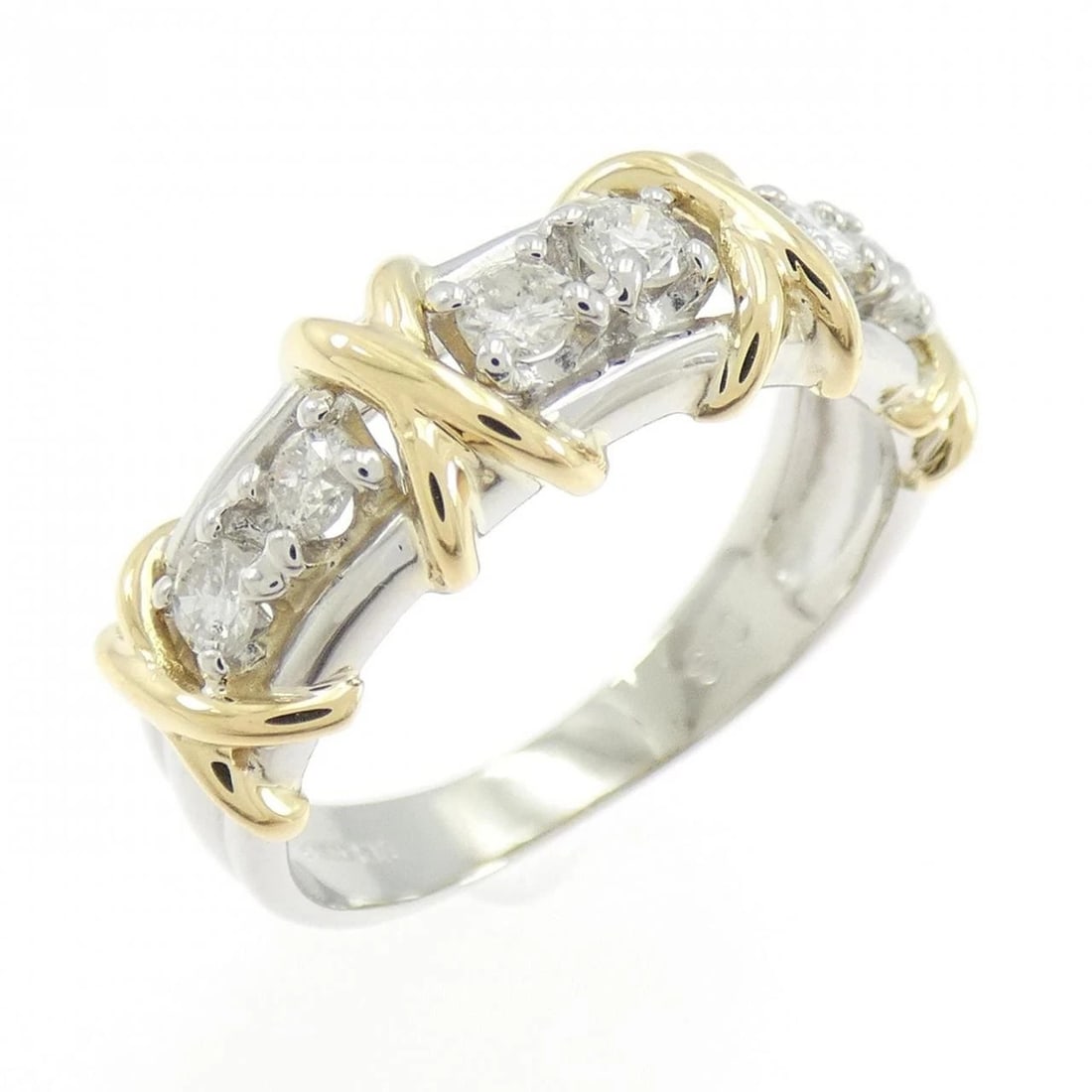 PT900/K18YG DIAMOND RING: PT900/K18YG Diamond Ring Brand: Unbranded Type: Diamond Ring Material: Platinum 900 / K18 yellow gold, Color: none Size: US 5 1/4 Accessories: None Accessories Notice: When purchasing