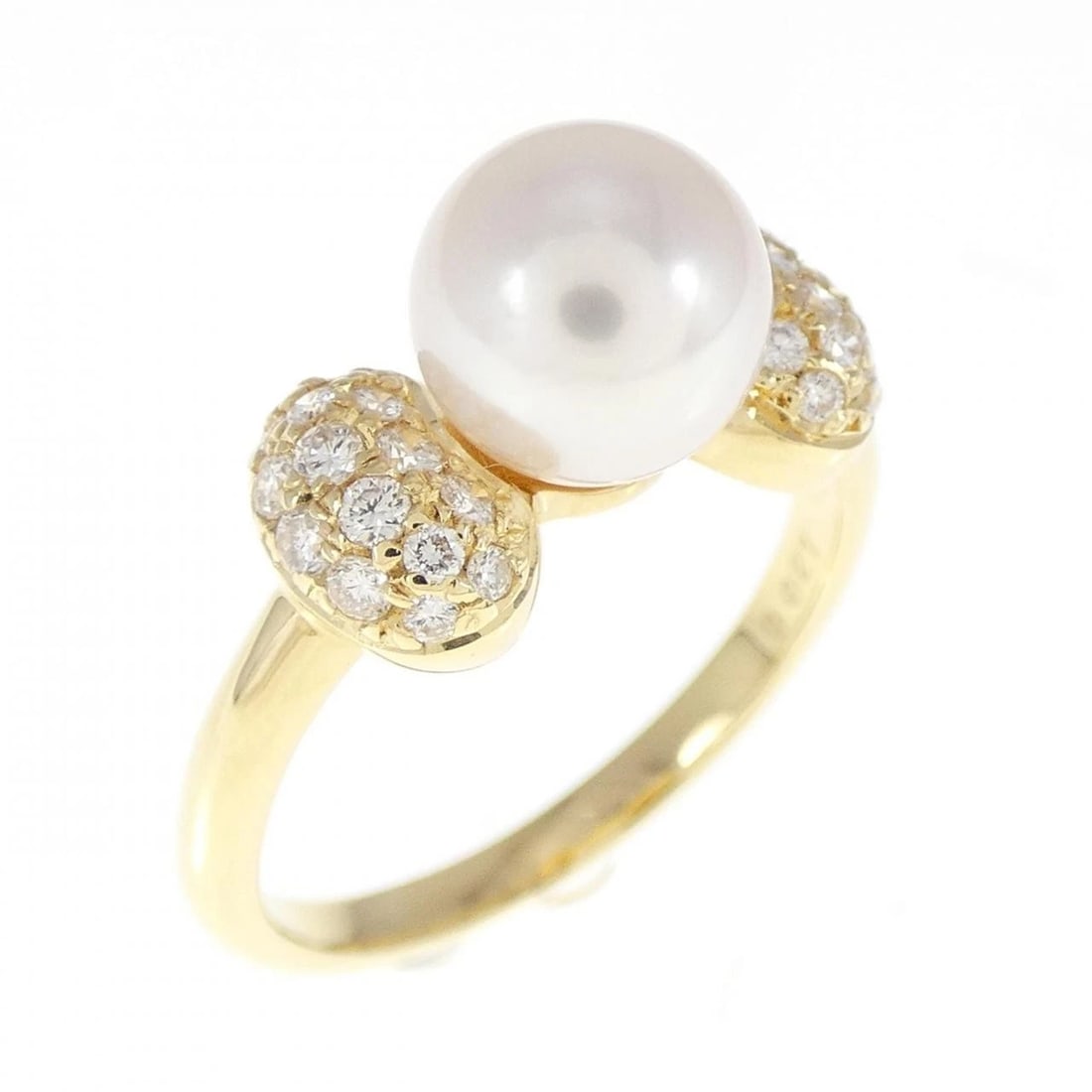18K YELLOW GOLD AKOYA PEARL RING: 18K Yellow Gold Akoya Pearl Ring Brand: Unbranded Type: Akoya Pearl Ring Material: K18 yellow gold, Color: yellow gold Size: US 6 1/4 Accessories: None Accessories Notice: When purchasing