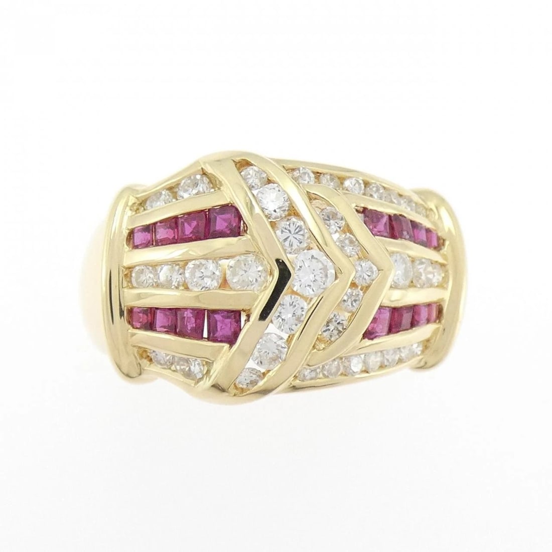 K18YG RUBY RING: K18YG Ruby Ring Brand: Unbranded Type: Ruby Ring Material: K18 yellow gold, Color: yellow gold Size: US 6 1/2 Accessories: None Accessories Notice: When purchasing pre-owned goods, please