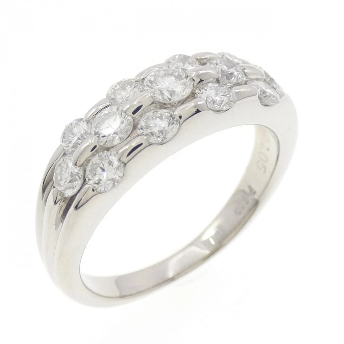 PT900 DIAMOND RING: PT900 Diamond Ring Brand: Unbranded Type: Diamond Ring Material: Platinum900, Color: Platinum Size: US 7 Accessories: None Accessories Notice: When purchasing pre-owned goods, please refer