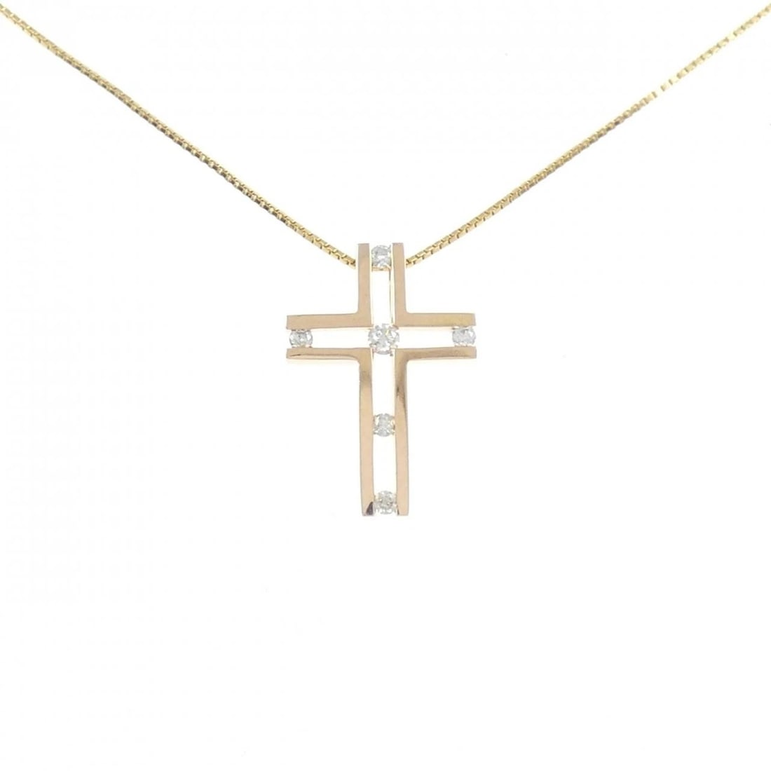 750PG/18KYG CROSS DIAMOND NECKLACE: 750PG/18KYG Cross Diamond Necklace Brand: Unbranded Type: Diamond Necklace Material: 750 pink gold/18K yellow gold, Color: pink gold,yellow gold Size: 45cm Actual Size Pendant length approx. x