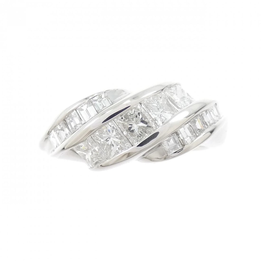 PT900 DIAMOND RING - 2