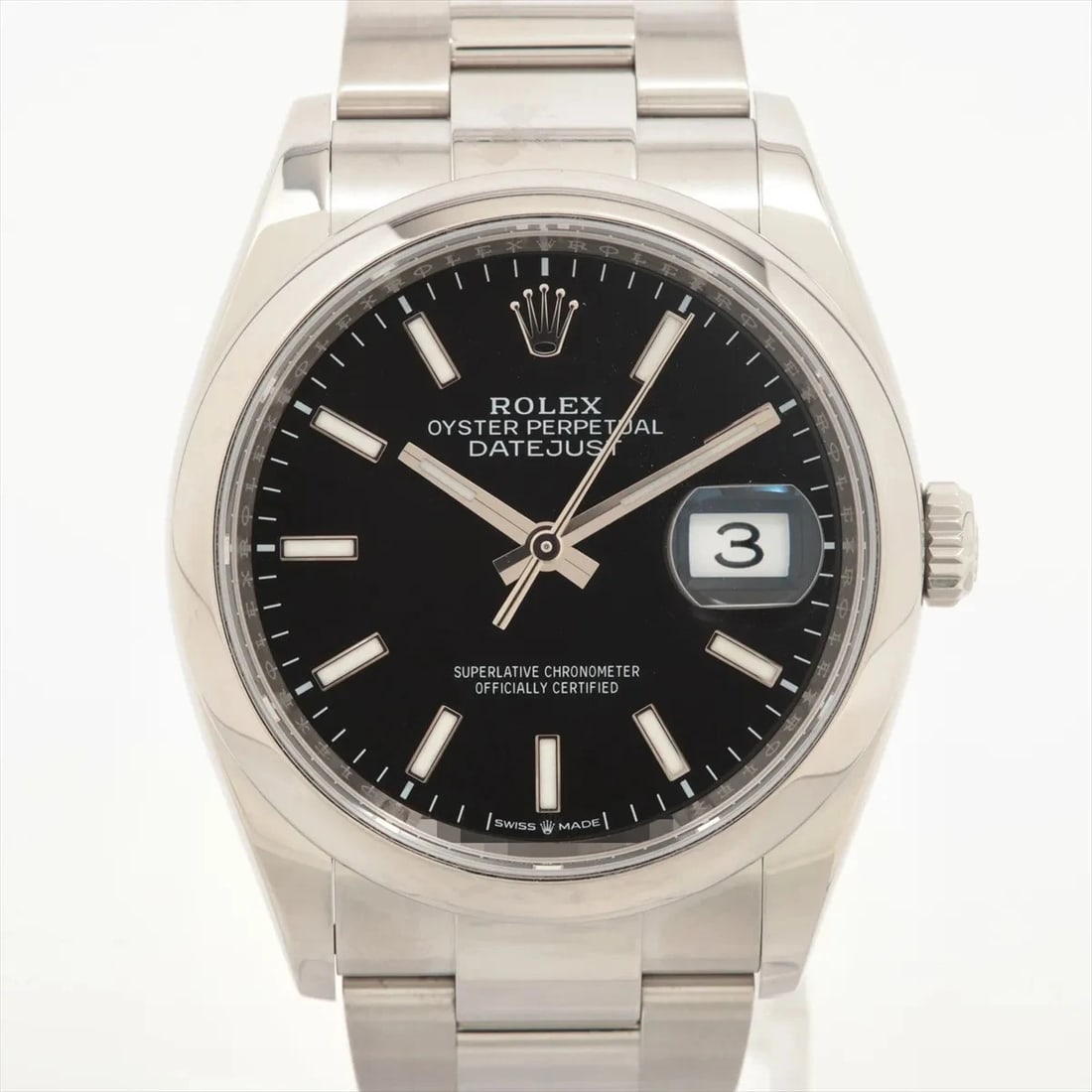 ROLEX DATEJUST SS BRIGHT BLACK: Rolex DATEJUST SS bright black Brand: Rolex Type: Wristwatch Material: SS Color: Dial Color bright black Size: Case:W1.2 x H1.2inch / W36 x H36 Circumference of Wrist:5.7inch / 14.5 Accessories:
