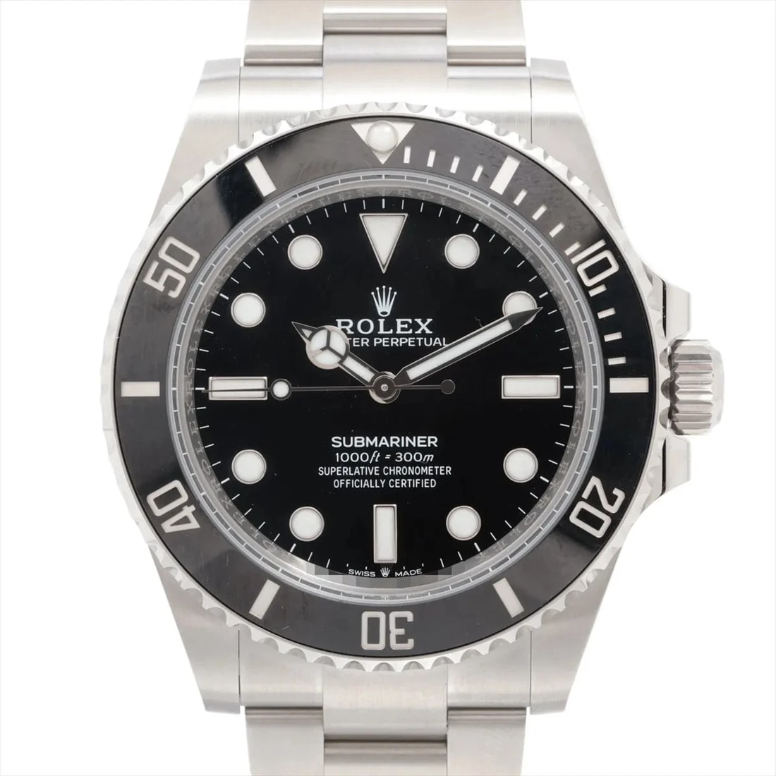 ROLEX SUBMARINER SS BLACK: Rolex Submariner SS black Brand: Rolex Type: Wristwatch Material: SS Color: Dial Color Black Size: Case:W1.6 x H1.6inch / W41 x H41 Circumference of Wrist:5.7inch / 14.5 Accessories: None