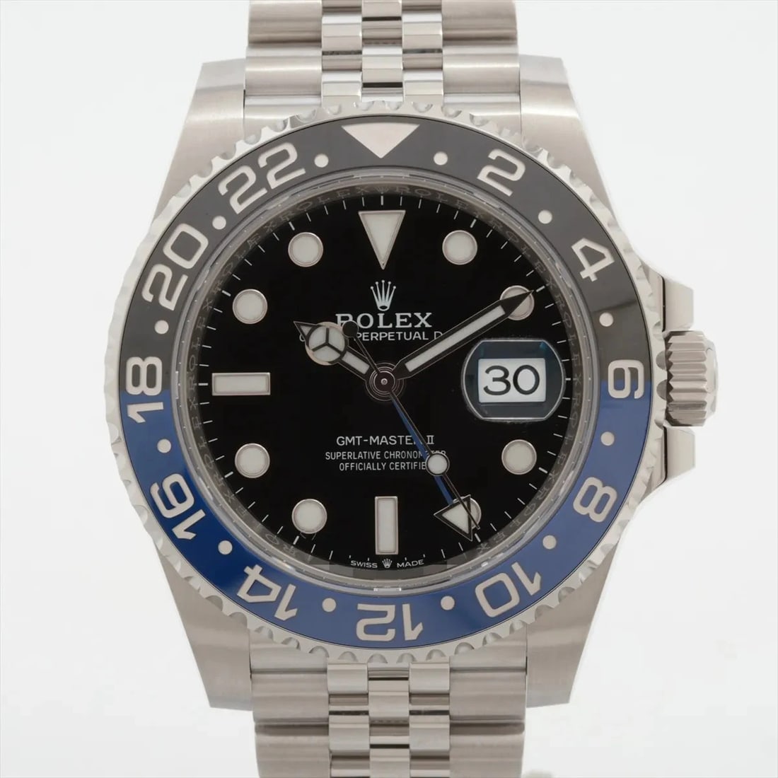 ROLEX GMT MASTER SS BLACK: Rolex GMT Master SS black Brand: Rolex Type: Wristwatch Material: SS Color: Dial Color Black Size: Case:W1.6 x H1.6inch / W40 x H40 Circumference of Wrist:6.9inch / 17.5 Accessories: None