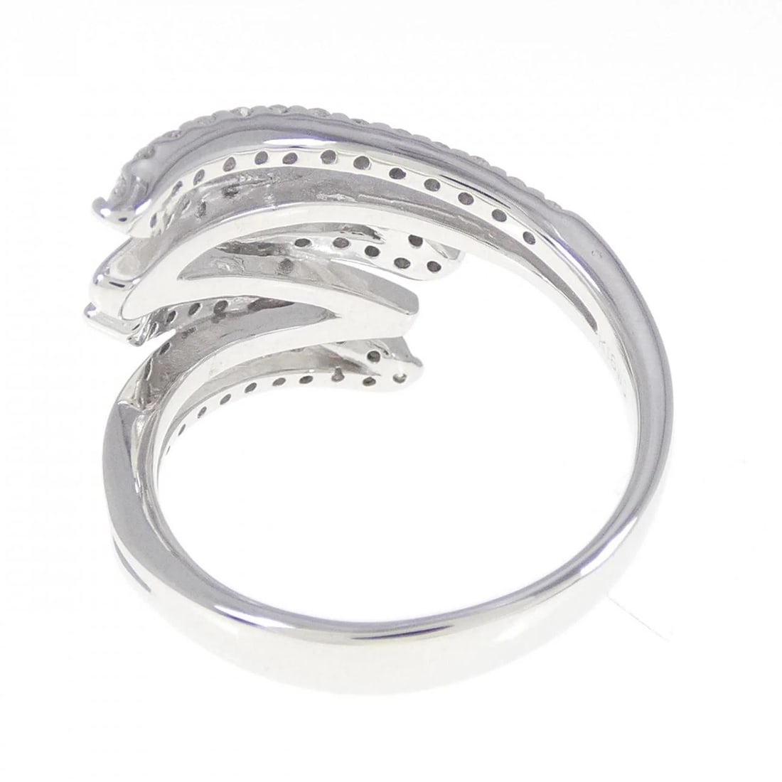 K18WG DIAMOND RING - 3