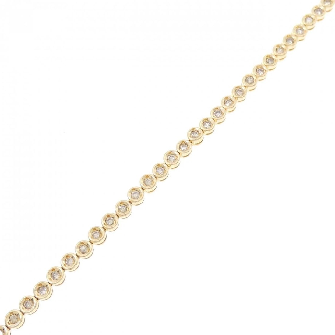 K18YG DIAMOND BRACELET: K18YG Diamond Bracelet Brand: Unbranded Type: Diamond Bure Rubbed T Material: K18 yellow gold, Main Stone/Creation Natural Color: Yellow Gold Size: Actual Size Max width approx: 3.4mmSize 18cm