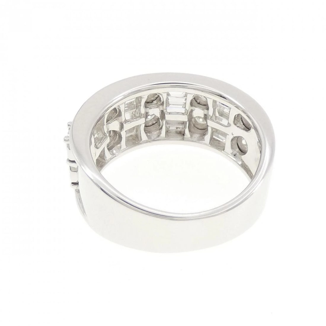 K18WG DIAMOND RING - 3