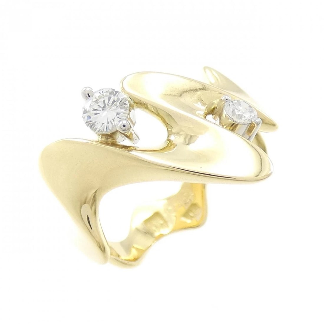 K18YG/PT DIAMOND RING: K18YG/PT Diamond Ring Brand: Unbranded Type: Diamond Ring Material: 18k yellow gold / Platinum, Main Stone/Creation Natural Color: Yellow Gold Size: US6 1/4 Accessories: None Accessories